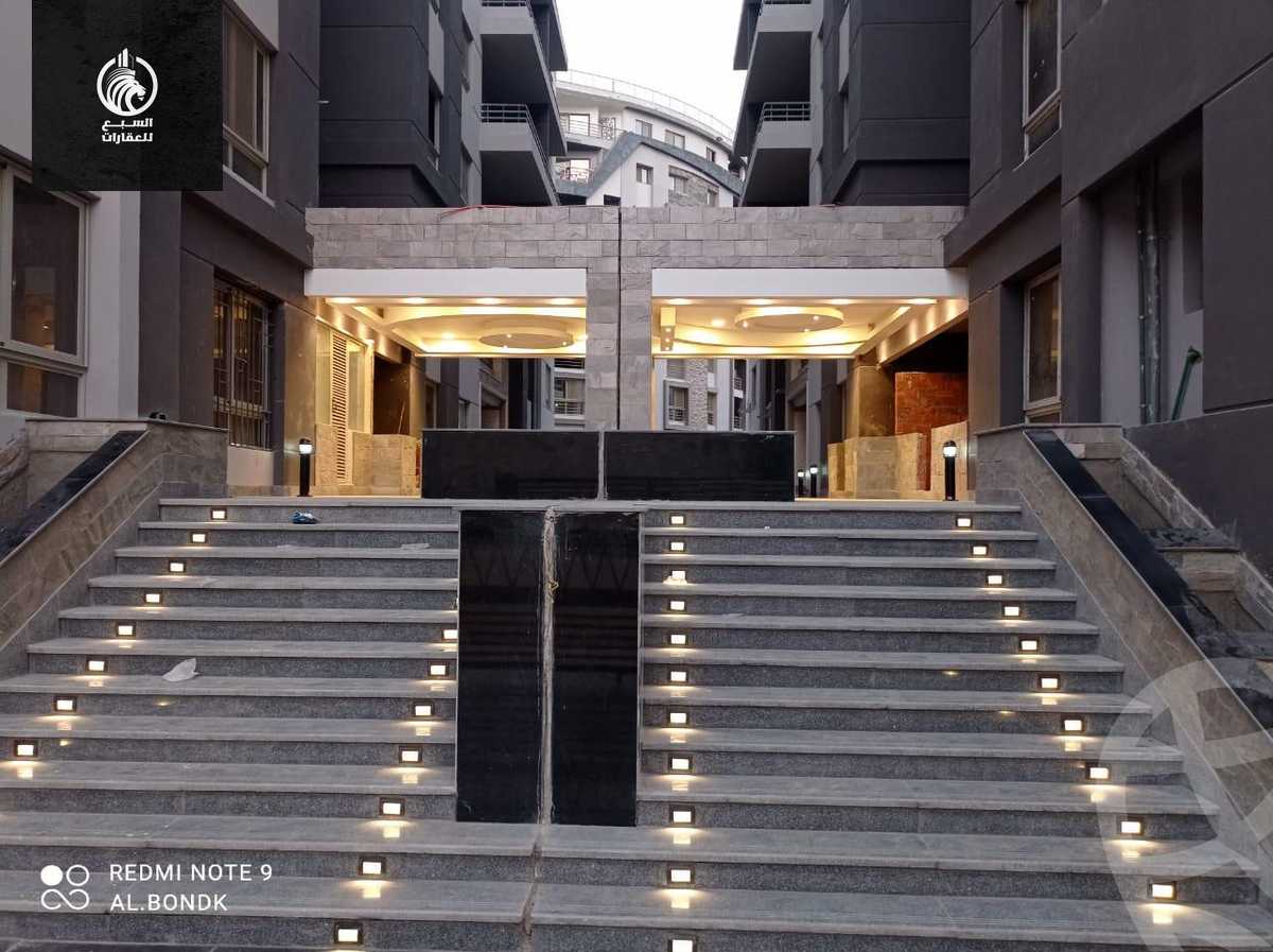 https://aqarmap.com.eg/ar/listing/5014721-for-sale-cairo-mokattam-el-hadabah-el-wosta-compounds-family-home