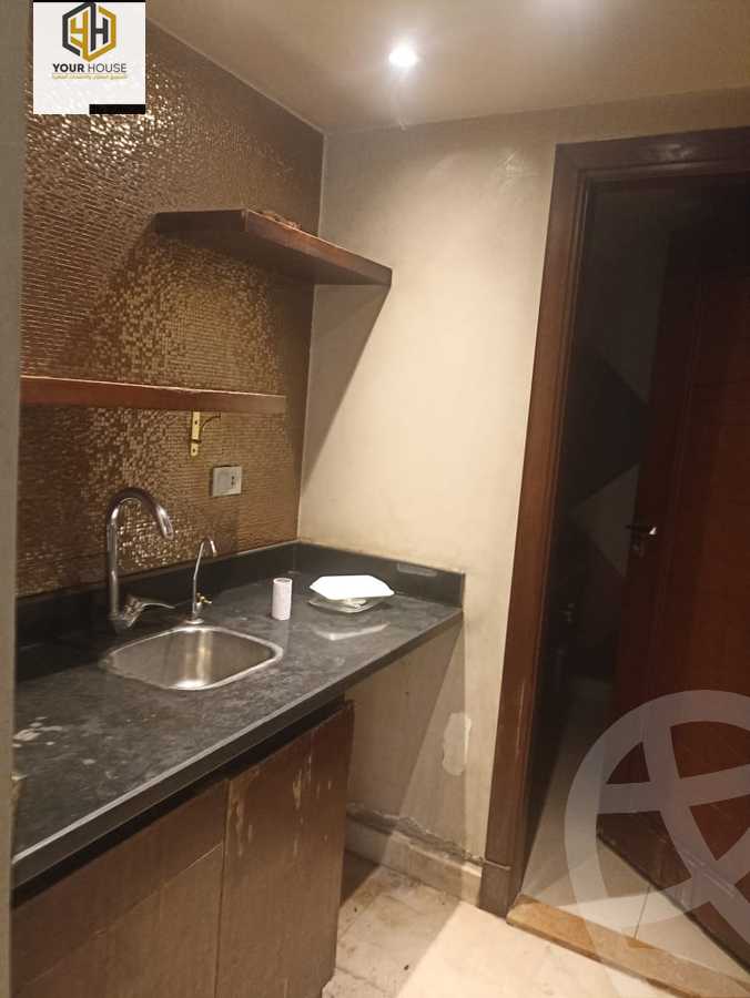 https://aqarmap.com.eg/ar/listing/4730380-for-rent-cairo-heliopolis-ard-el-golf-el-nozha-st