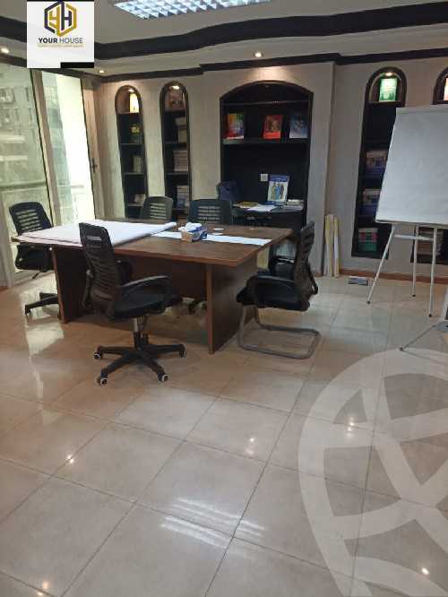 https://aqarmap.com.eg/en/listing/5815868-for-rent-cairo-heliopolis-ard-el-golf-ahmed-tayseer