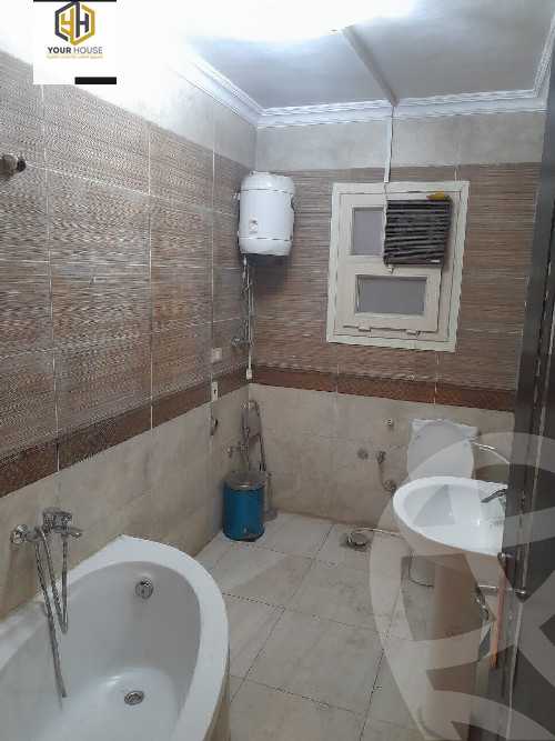 https://aqarmap.com.eg/en/listing/6356461-for-rent-cairo-heliopolis-ard-el-golf-el-nozha-st