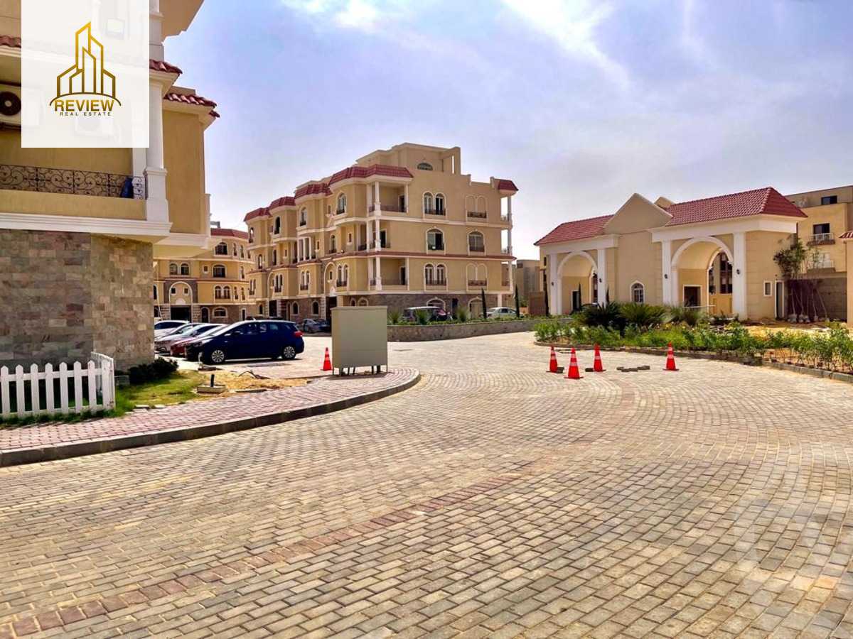 https://aqarmap.com.eg/en/listing/4962377-for-sale-cairo-6th-of-october-compounds-bhy