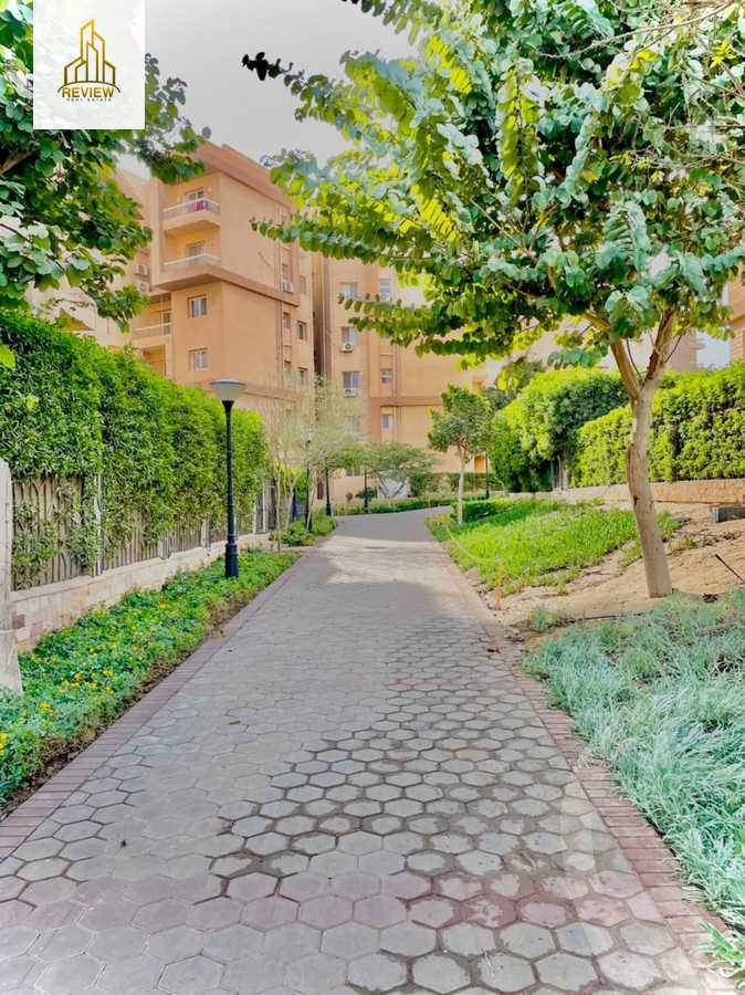 https://aqarmap.com.eg/ar/listing/5077712-for-sale-cairo-6th-of-october-hadaeq-october-kmbwnd-fy-hdyq-ktwbr-river-residence-west-way