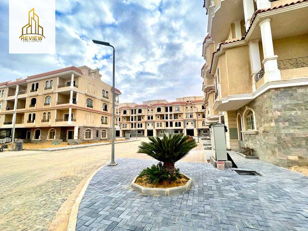https://aqarmap.com.eg/en/listing/4962377-for-sale-cairo-6th-of-october-compounds-bhy
