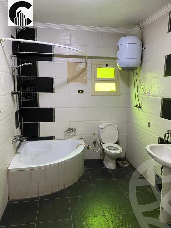 https://aqarmap.com.eg/en/listing/5884506-for-sale-cairo-el-mohandesen-meet-oqbah-esraa-al-malmin-st