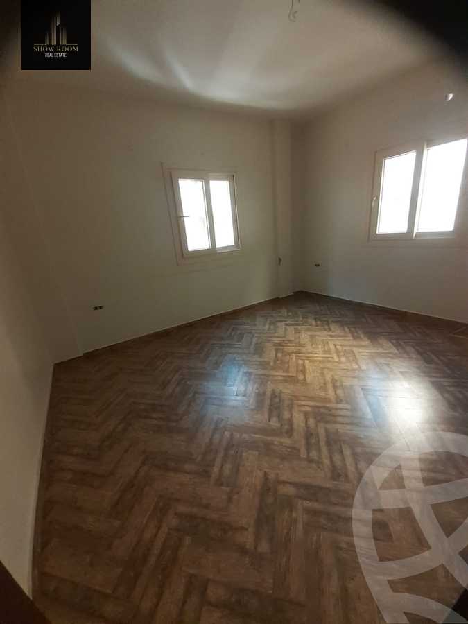 https://aqarmap.com.eg/en/listing/5621346-for-sale-cairo-new-cairo-south-investors-mohammed-nagib-axis-st