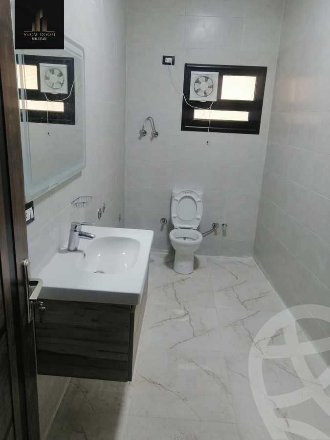 https://aqarmap.com.eg/en/listing/5684446-for-rent-cairo-new-cairo-sharq-el-akadamiya-mohammad-othman-st