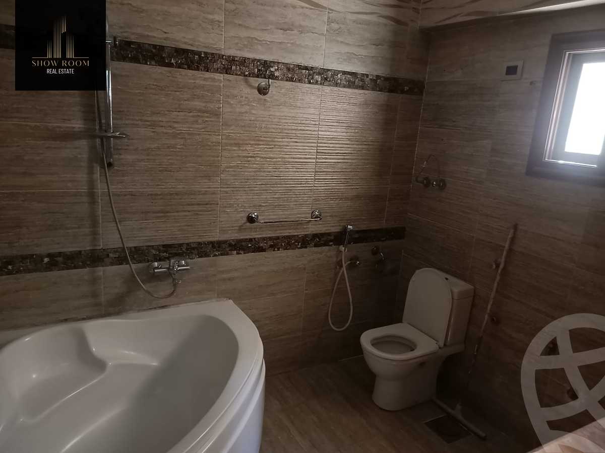 https://aqarmap.com.eg/en/listing/5741176-for-sale-cairo-new-cairo-compounds-kmbwnd-lnkhyl