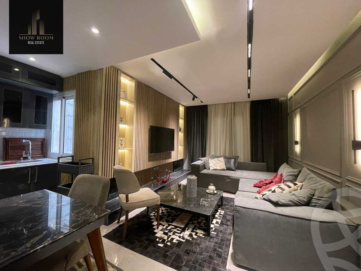 https://aqarmap.com.eg/ar/listing/5756403-for-sale-cairo-new-cairo-compounds-mountain-view-hyde-park