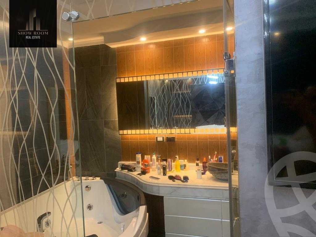 https://aqarmap.com.eg/en/listing/5760826-for-sale-cairo-new-cairo-ganob-el-akadamiya-abd-el-malek-ibn-marwan-st