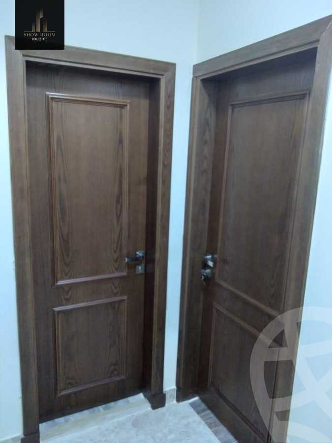 https://aqarmap.com.eg/ar/listing/5978378-for-sale-cairo-new-cairo-compounds-dobat-el-modaraat-compound-deraa-misr
