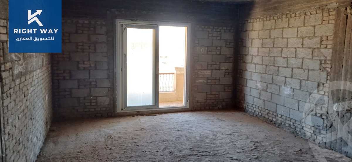 https://aqarmap.com.eg/ar/listing/5508974-for-sale-cairo-new-cairo-compounds-mountain-view-hyde-park