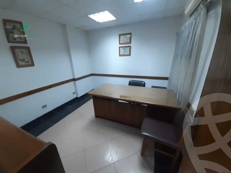 https://aqarmap.com.eg/ar/listing/5924369-for-rent-cairo-el-maadi-sarayat-el-maadi-street-81