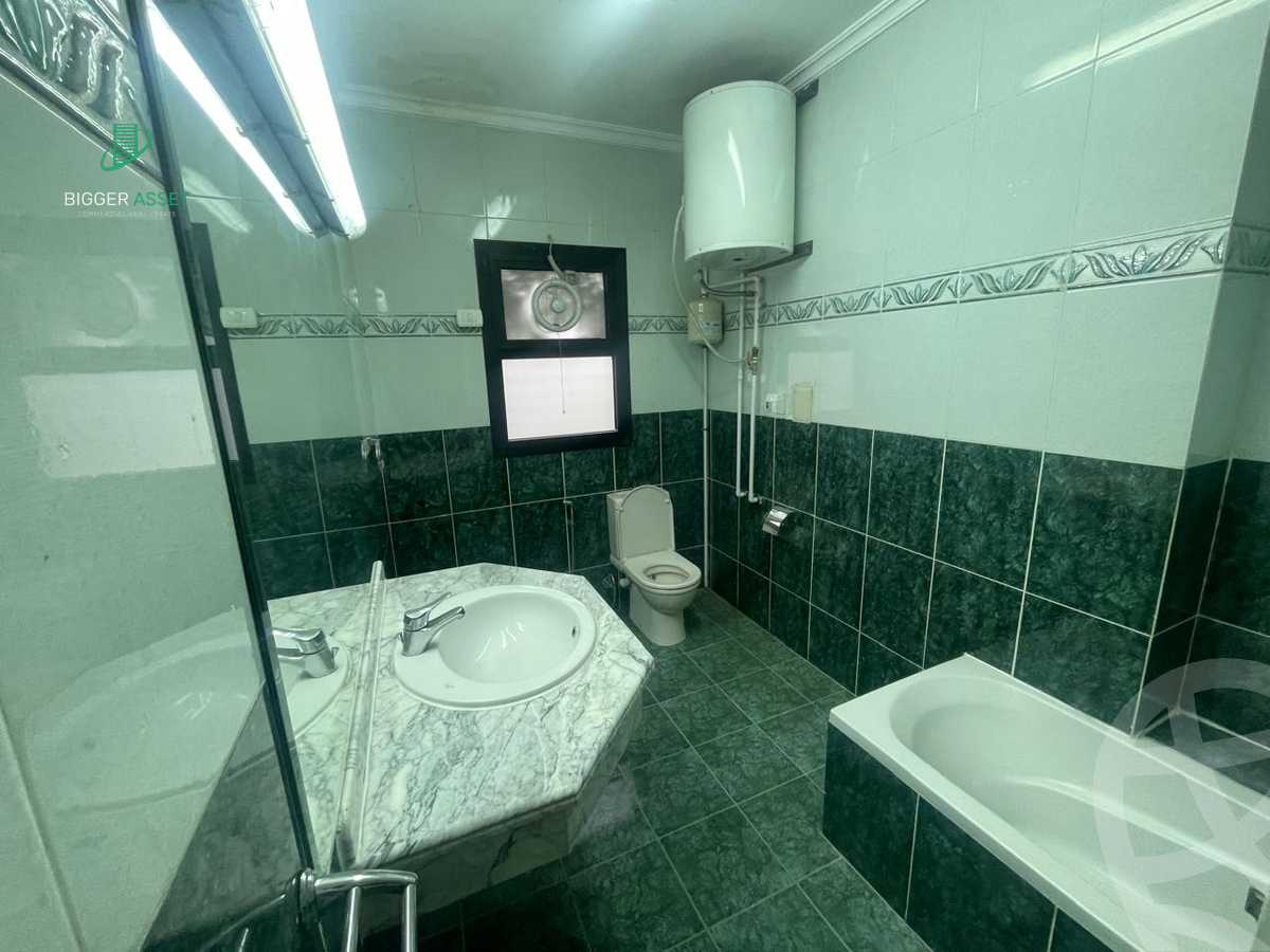 https://aqarmap.com.eg/en/listing/5941546-for-rent-cairo-el-maadi-degla-street-252