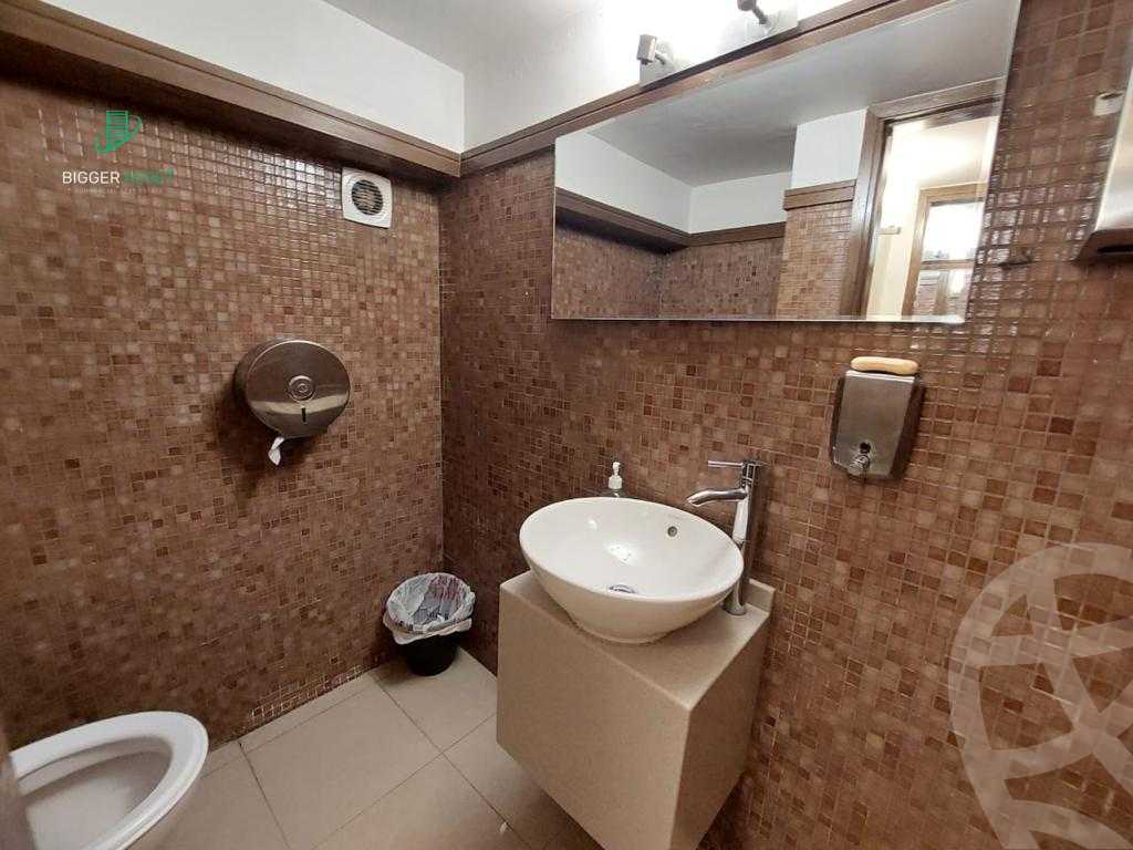 https://aqarmap.com.eg/ar/listing/5924635-for-rent-cairo-el-maadi-sarayat-el-maadi-no-22