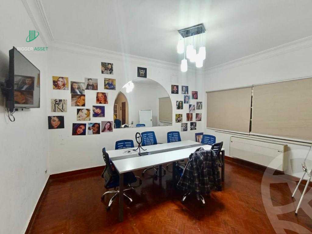 https://aqarmap.com.eg/ar/listing/5280389-for-rent-cairo-el-maadi-sarayat-el-maadi-street-12