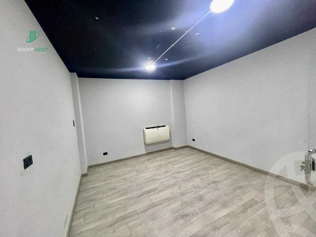 https://aqarmap.com.eg/en/listing/5280658-for-rent-cairo-el-maadi-sarayat-el-maadi-street-12