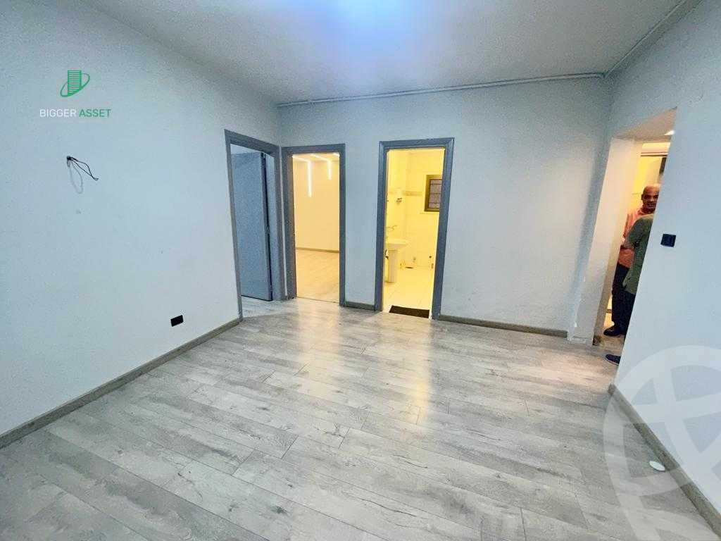 https://aqarmap.com.eg/en/listing/5280658-for-rent-cairo-el-maadi-sarayat-el-maadi-street-12