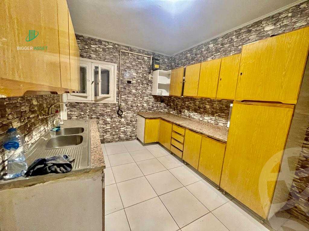 https://aqarmap.com.eg/en/listing/5280658-for-rent-cairo-el-maadi-sarayat-el-maadi-street-12