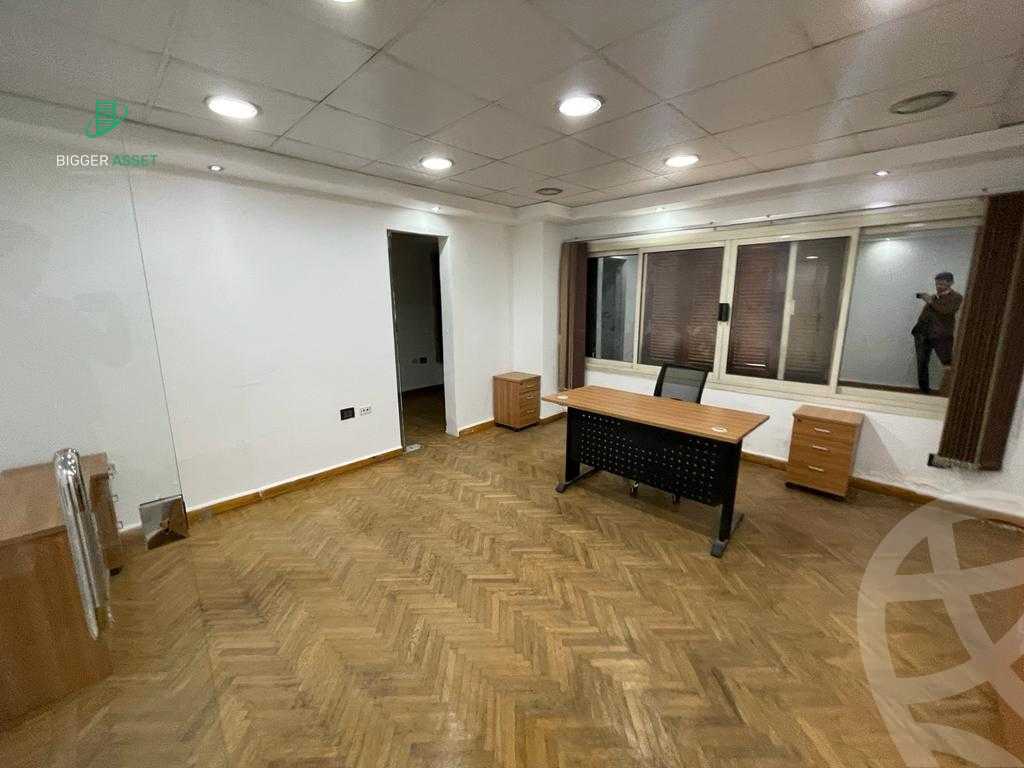 https://aqarmap.com.eg/en/listing/5935354-for-rent-cairo-el-maadi-sarayat-el-maadi-el-nahda-st