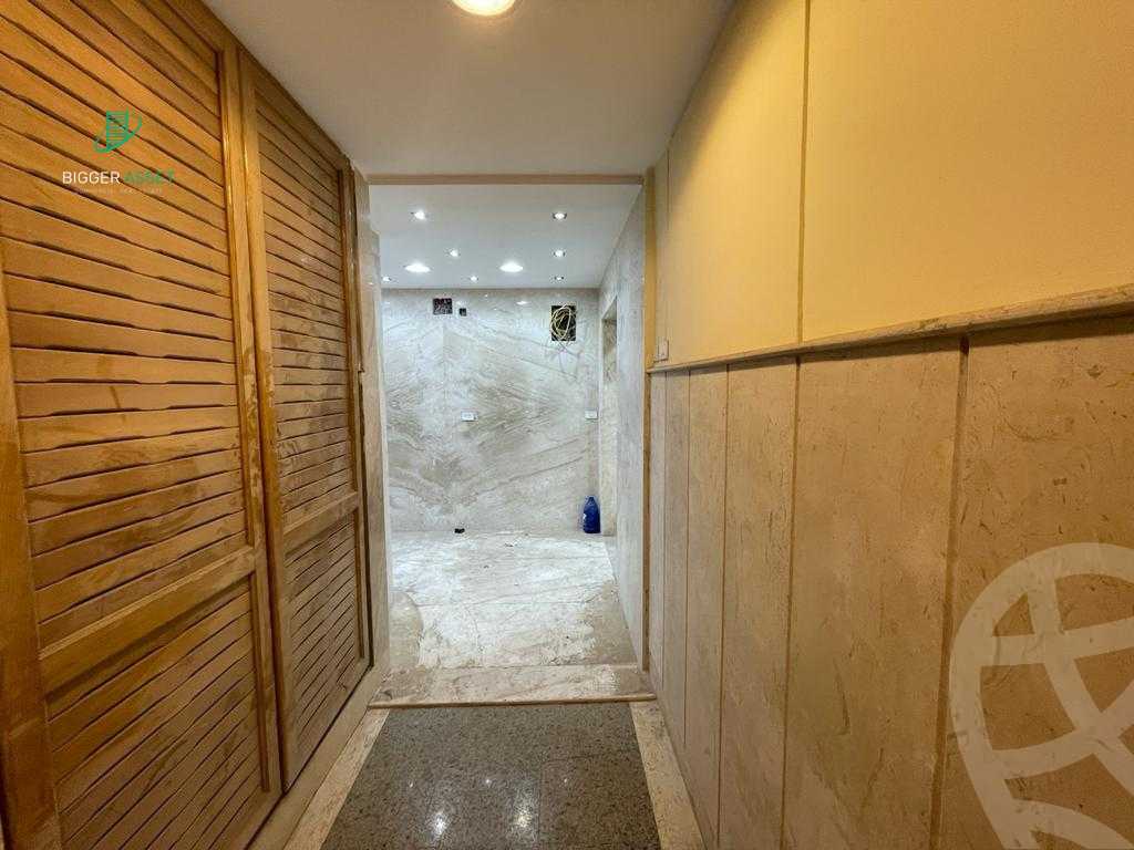 https://aqarmap.com.eg/ar/listing/5934643-for-rent-cairo-el-maadi-sarayat-el-maadi-street-11
