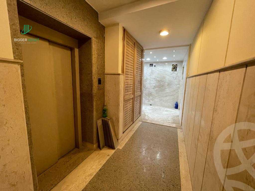 https://aqarmap.com.eg/ar/listing/5934643-for-rent-cairo-el-maadi-sarayat-el-maadi-street-11