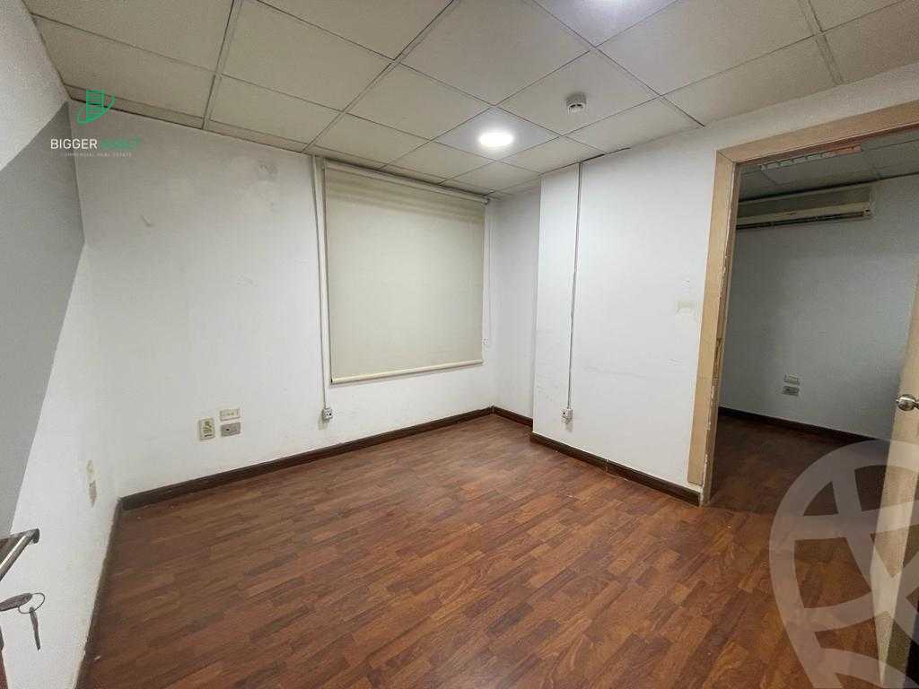 https://aqarmap.com.eg/ar/listing/5286823-for-rent-cairo-el-maadi-degla-street-200