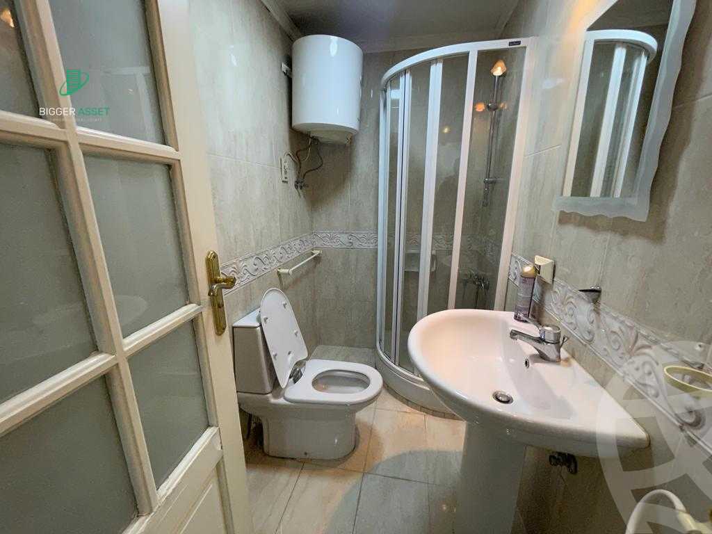 https://aqarmap.com.eg/ar/listing/5286872-for-rent-cairo-el-maadi-degla-street-200