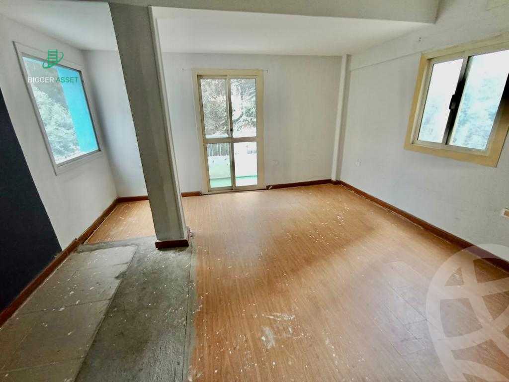 https://aqarmap.com.eg/en/listing/5298870-for-rent-cairo-el-maadi-degla-street-252