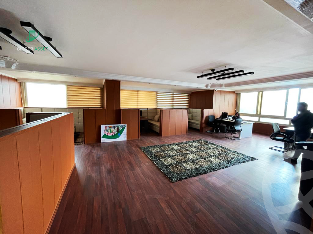 https://aqarmap.com.eg/ar/listing/5305786-for-rent-cairo-el-maadi-kornish-el-maadi-brj-thmn