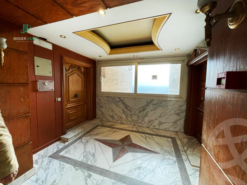 https://aqarmap.com.eg/ar/listing/5305786-for-rent-cairo-el-maadi-kornish-el-maadi-brj-thmn