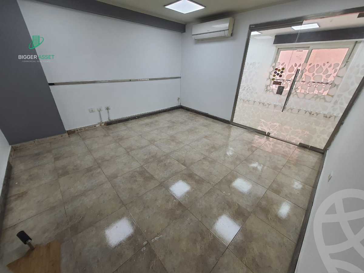 https://aqarmap.com.eg/en/listing/5306440-for-rent-cairo-el-maadi-kornish-el-maadi-brj-thmn