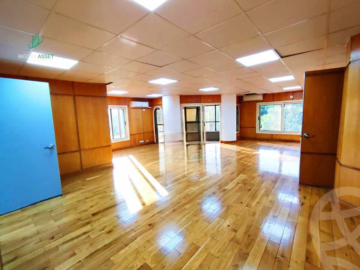 https://aqarmap.com.eg/ar/listing/5311665-for-rent-cairo-el-maadi-sarayat-el-maadi-street-16