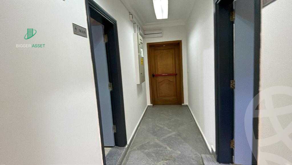 https://aqarmap.com.eg/ar/listing/5311692-for-rent-cairo-el-maadi-sarayat-el-maadi-street-16