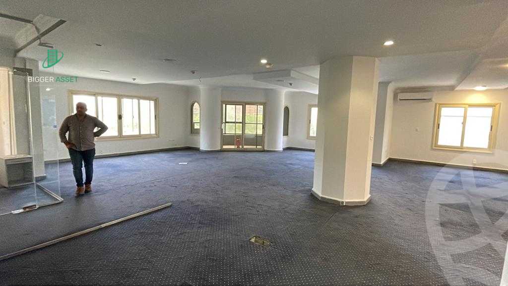 https://aqarmap.com.eg/ar/listing/5311692-for-rent-cairo-el-maadi-sarayat-el-maadi-street-16