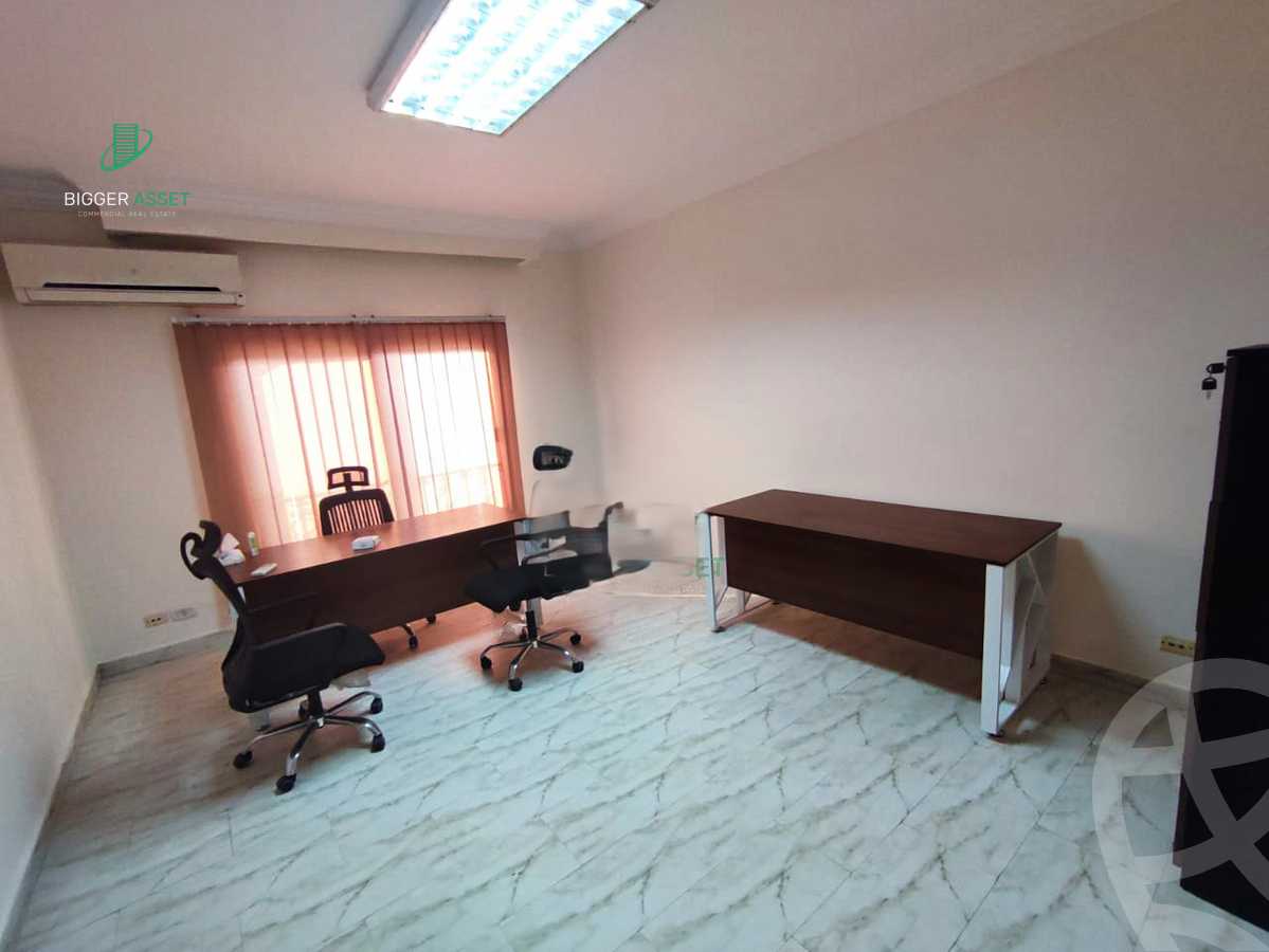 https://aqarmap.com.eg/ar/listing/5314609-for-rent-cairo-el-maadi-sarayat-el-maadi-no-21