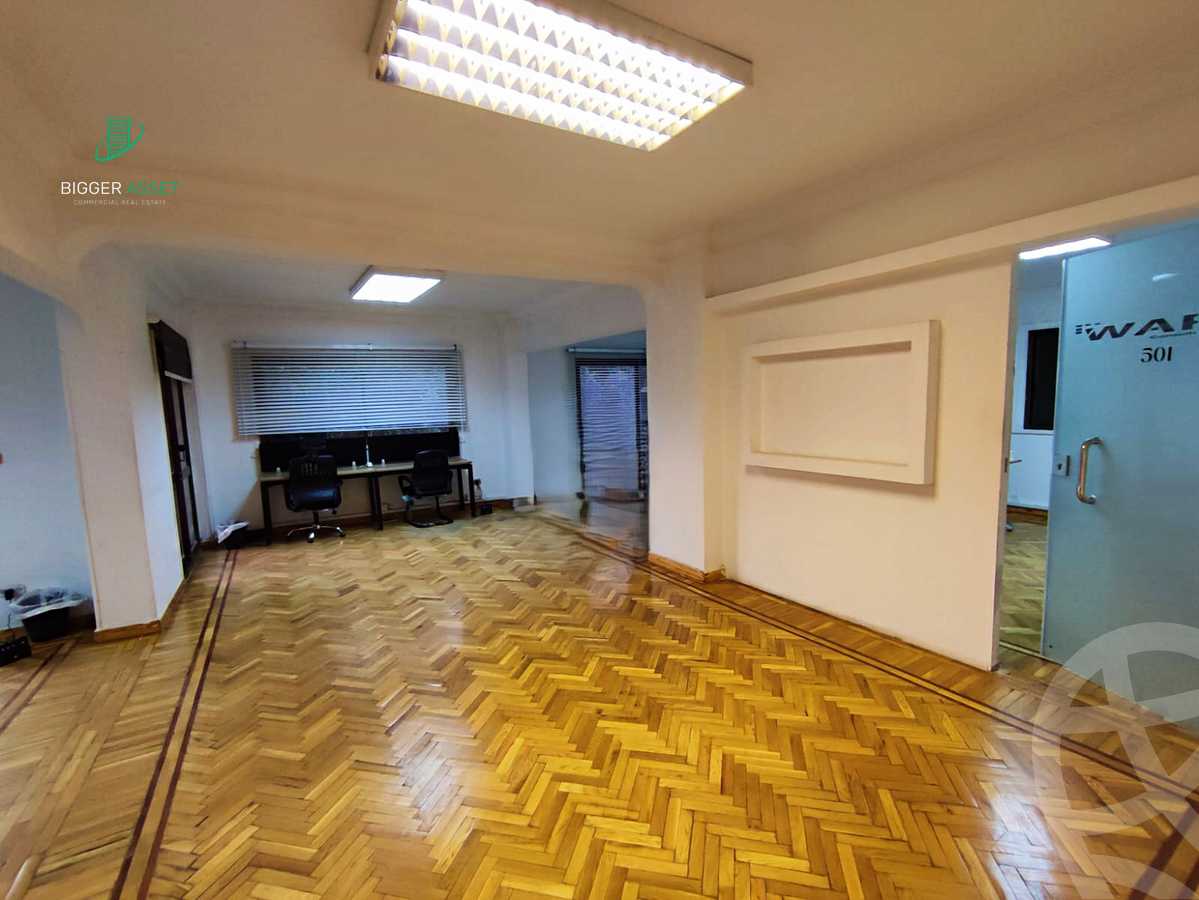 https://aqarmap.com.eg/ar/listing/5314825-for-rent-cairo-el-maadi-sarayat-el-maadi-street-13