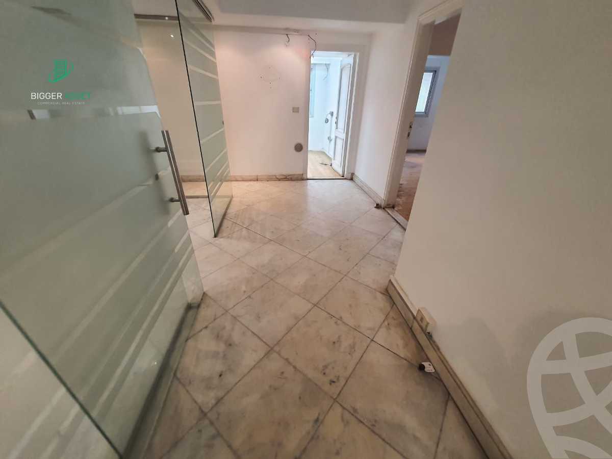 https://aqarmap.com.eg/en/listing/5314845-for-rent-cairo-el-maadi-sarayat-el-maadi-street-23