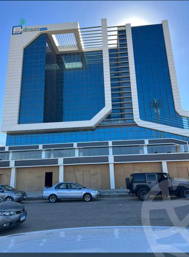 https://aqarmap.com.eg/ar/listing/5379352-for-rent-cairo-new-cairo-90th-street-northern-90th-street