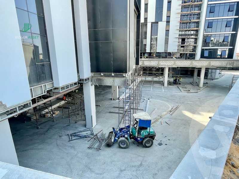 https://aqarmap.com.eg/en/listing/5390147-for-rent-cairo-new-cairo-compounds-hyde-park-business-district