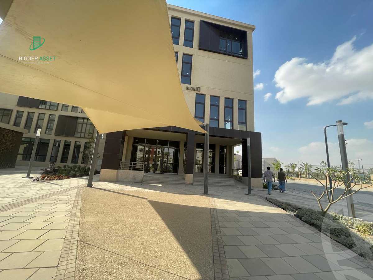 https://aqarmap.com.eg/ar/listing/5409766-for-rent-cairo-new-cairo-90th-street-south-teseen-st