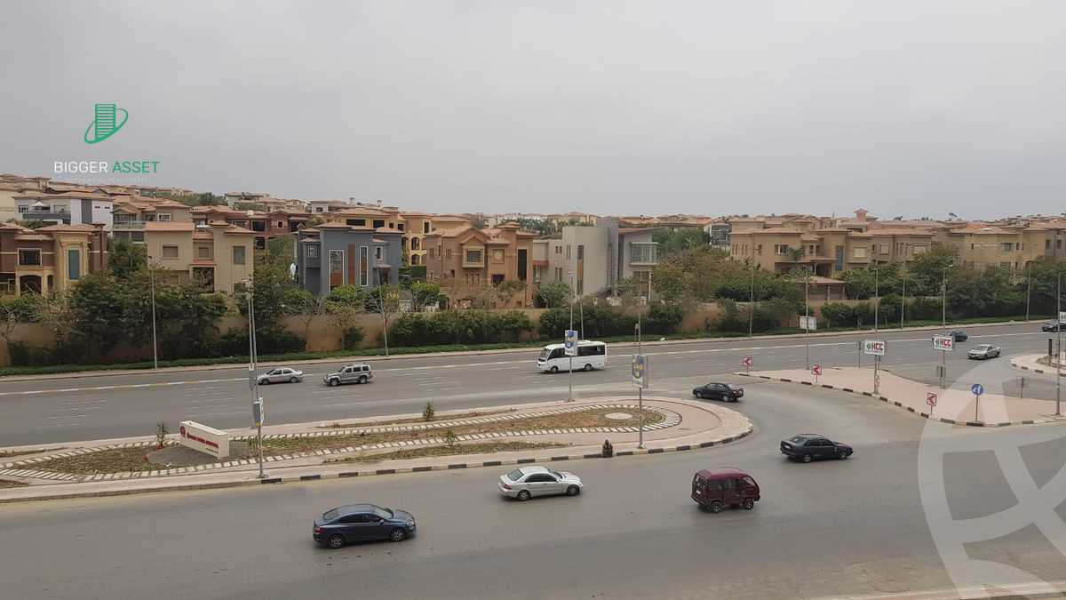 https://aqarmap.com.eg/ar/listing/5439017-for-rent-cairo-new-cairo-90th-street-south-teseen-st