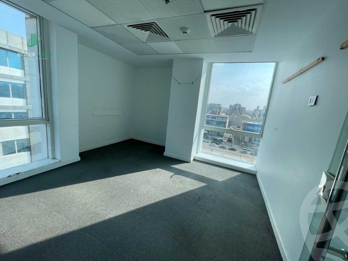 https://aqarmap.com.eg/ar/listing/5925516-for-rent-cairo-new-cairo-90th-street-northern-90th-street