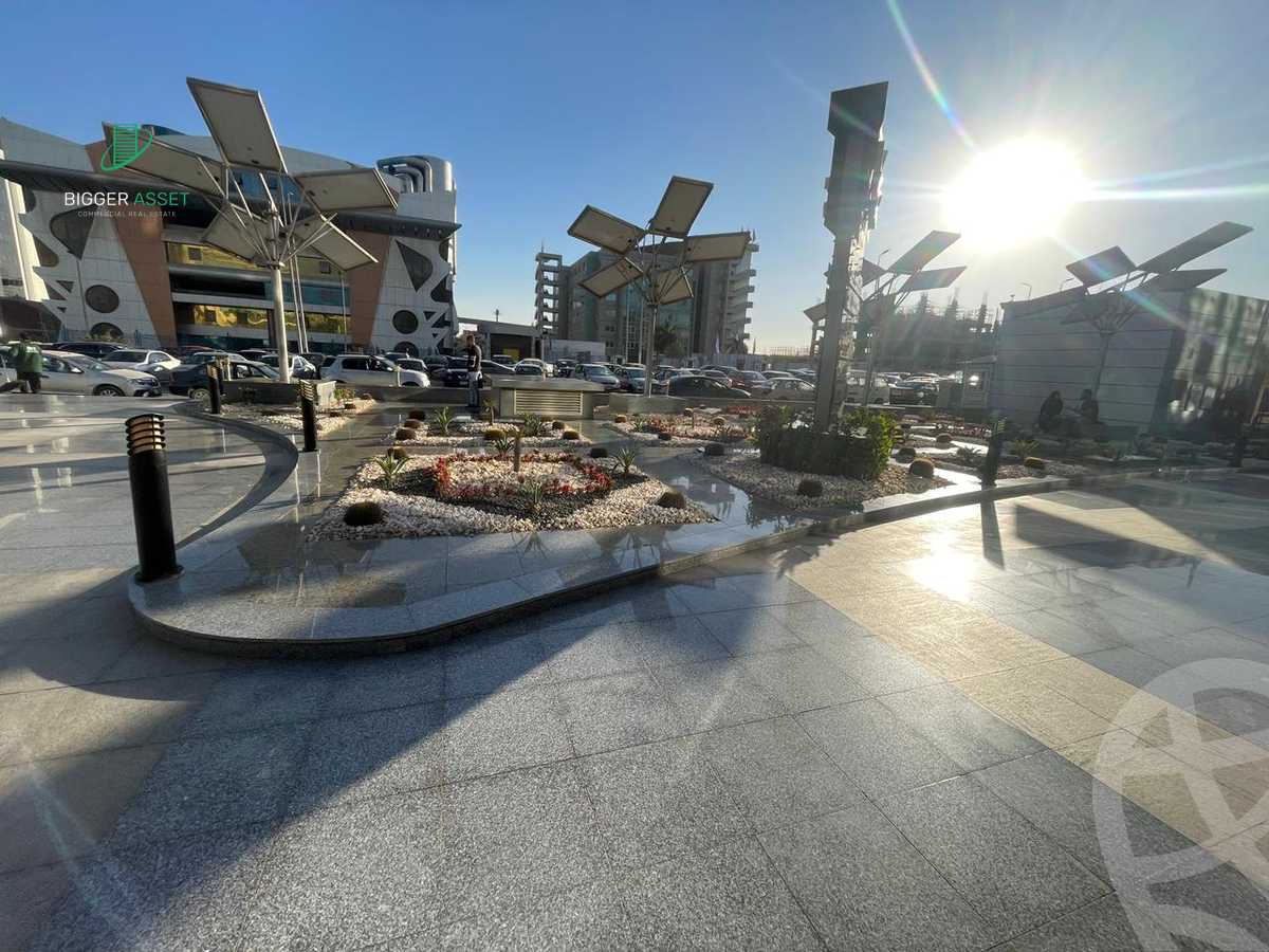 https://aqarmap.com.eg/ar/listing/5513349-for-rent-cairo-new-cairo-shr-mjm-lbnwk