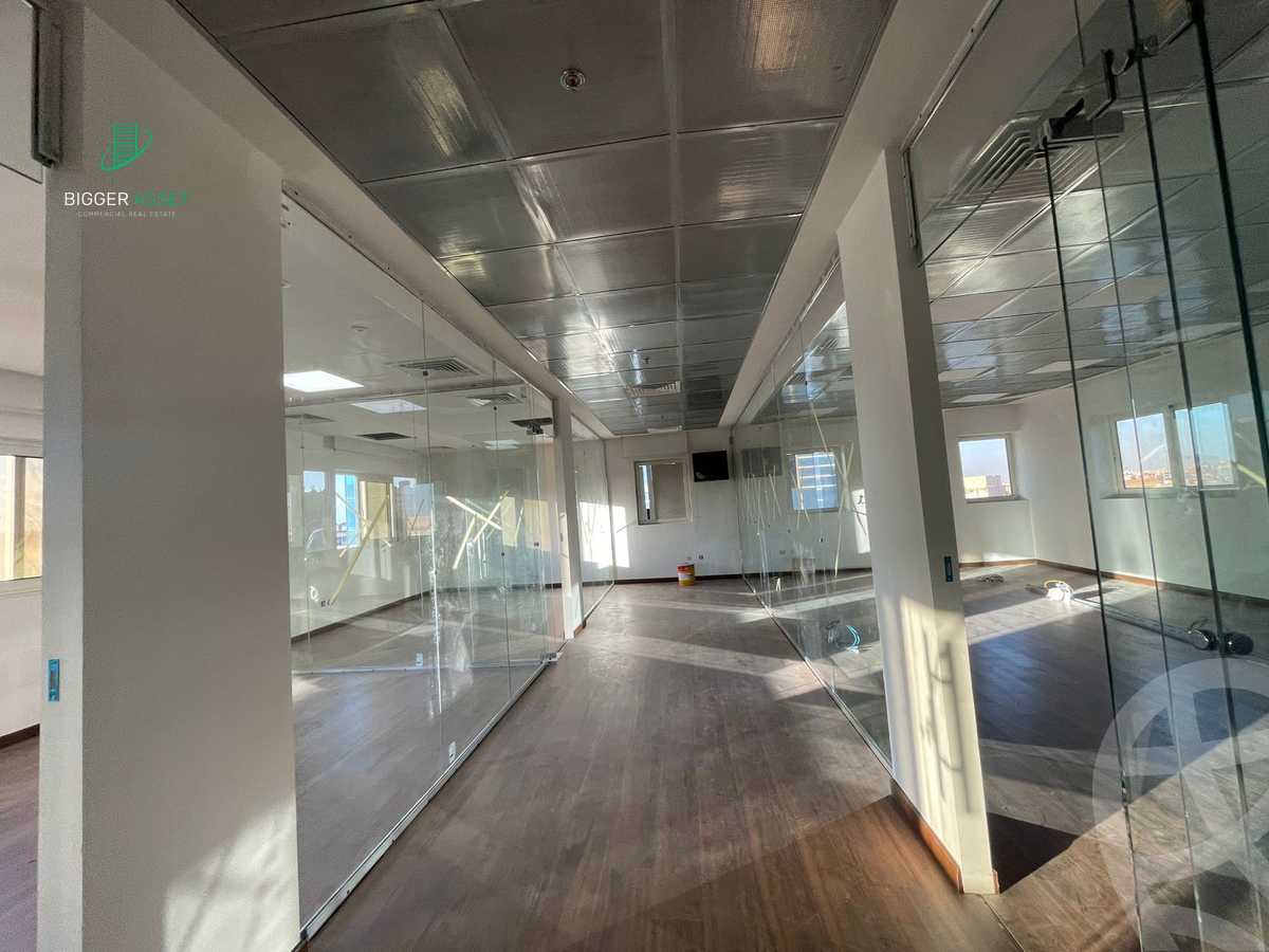 https://aqarmap.com.eg/en/listing/5924347-for-rent-cairo-new-cairo-90th-street-south-teseen-st