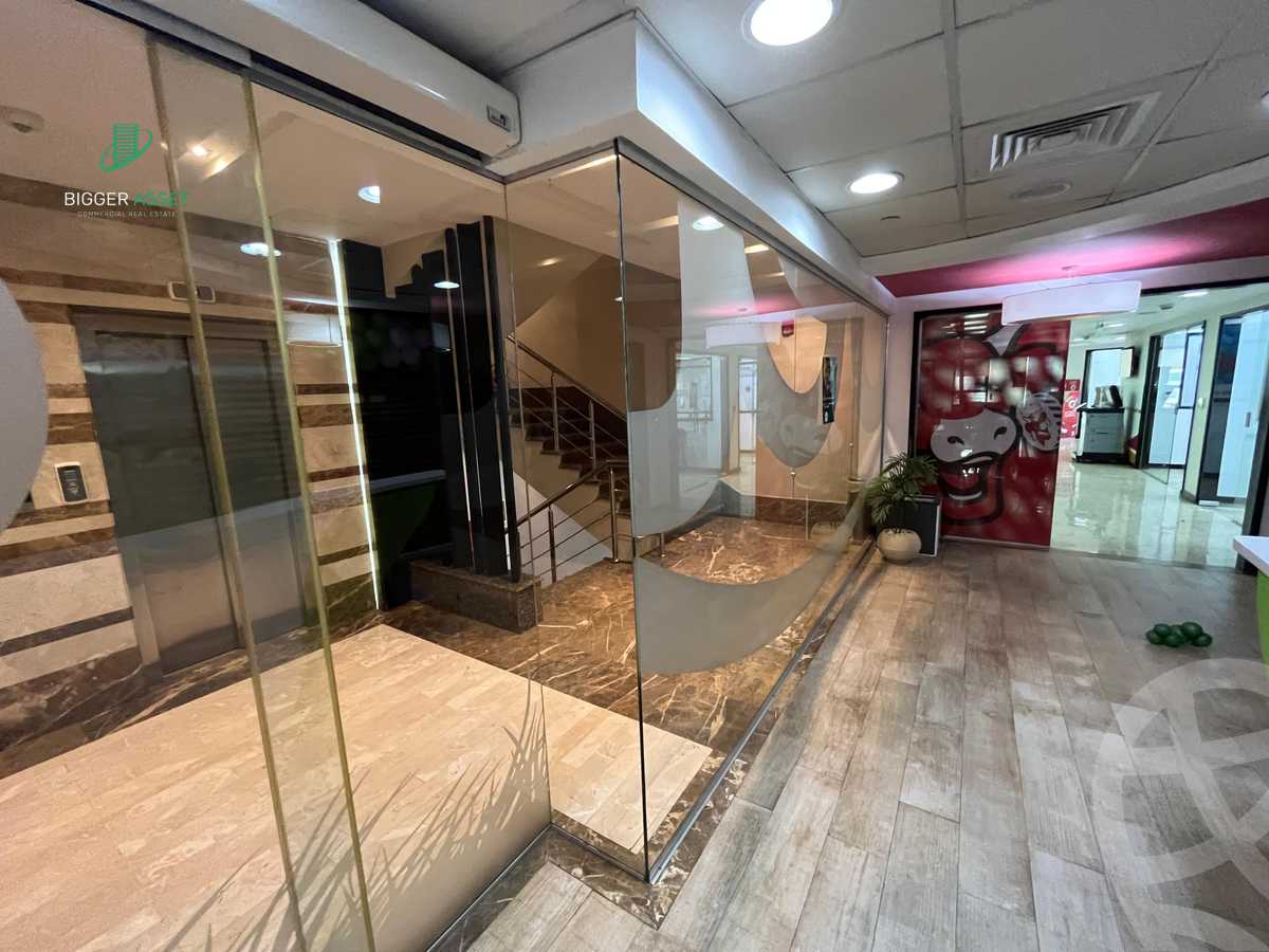 https://aqarmap.com.eg/ar/listing/5910632-for-rent-cairo-new-cairo-90th-street-south-teseen-st