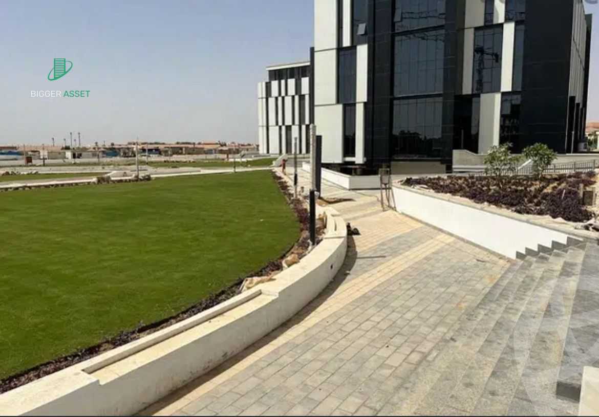 https://aqarmap.com.eg/en/listing/5689233-for-rent-cairo-new-cairo-compounds-hyde-park-business-district