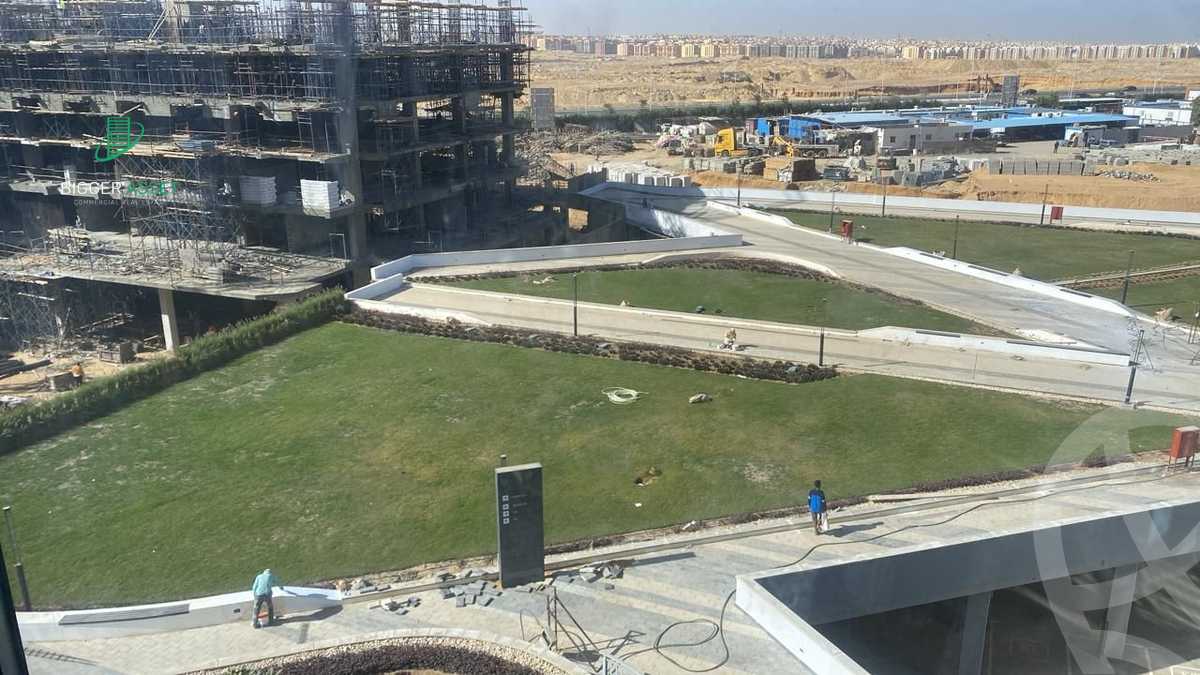 https://aqarmap.com.eg/en/listing/5689233-for-rent-cairo-new-cairo-compounds-hyde-park-business-district