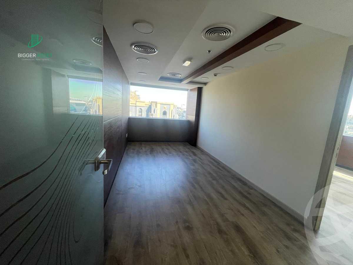 https://aqarmap.com.eg/en/listing/5728824-for-rent-cairo-new-cairo-90th-street-south-teseen-st