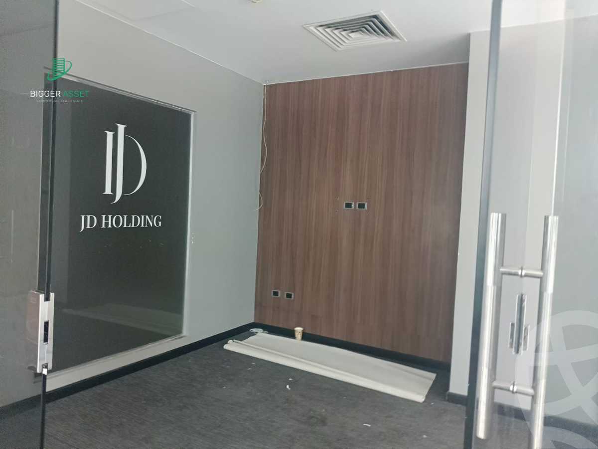 https://aqarmap.com.eg/en/listing/5843523-for-rent-cairo-new-cairo-90th-street-south-teseen-st