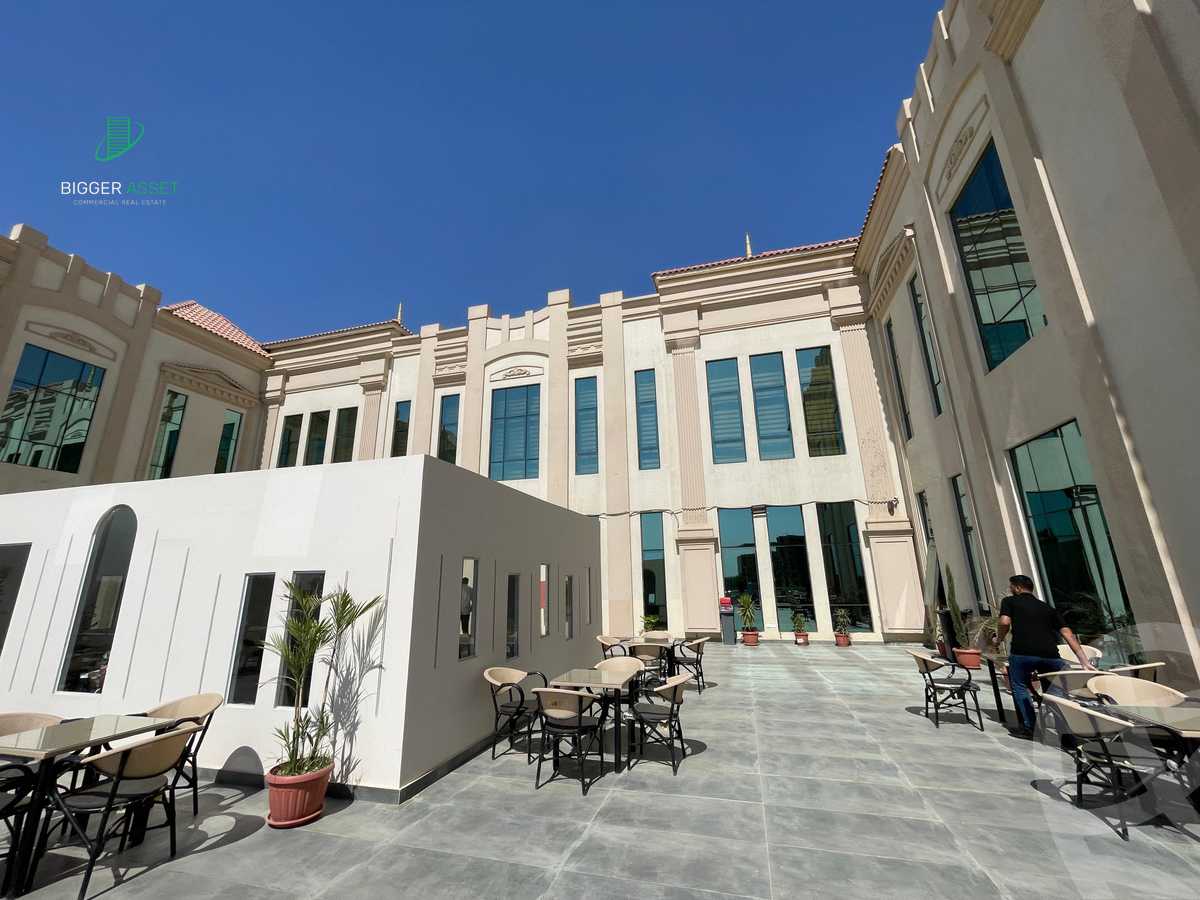 https://aqarmap.com.eg/ar/listing/5888444-for-rent-cairo-new-cairo-90th-street-south-teseen-st